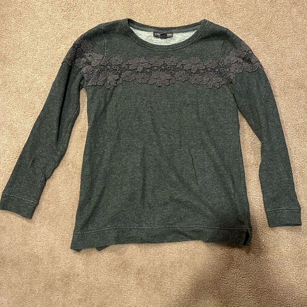 Pea in the Pod Maternity sweatshirt, lace detailing